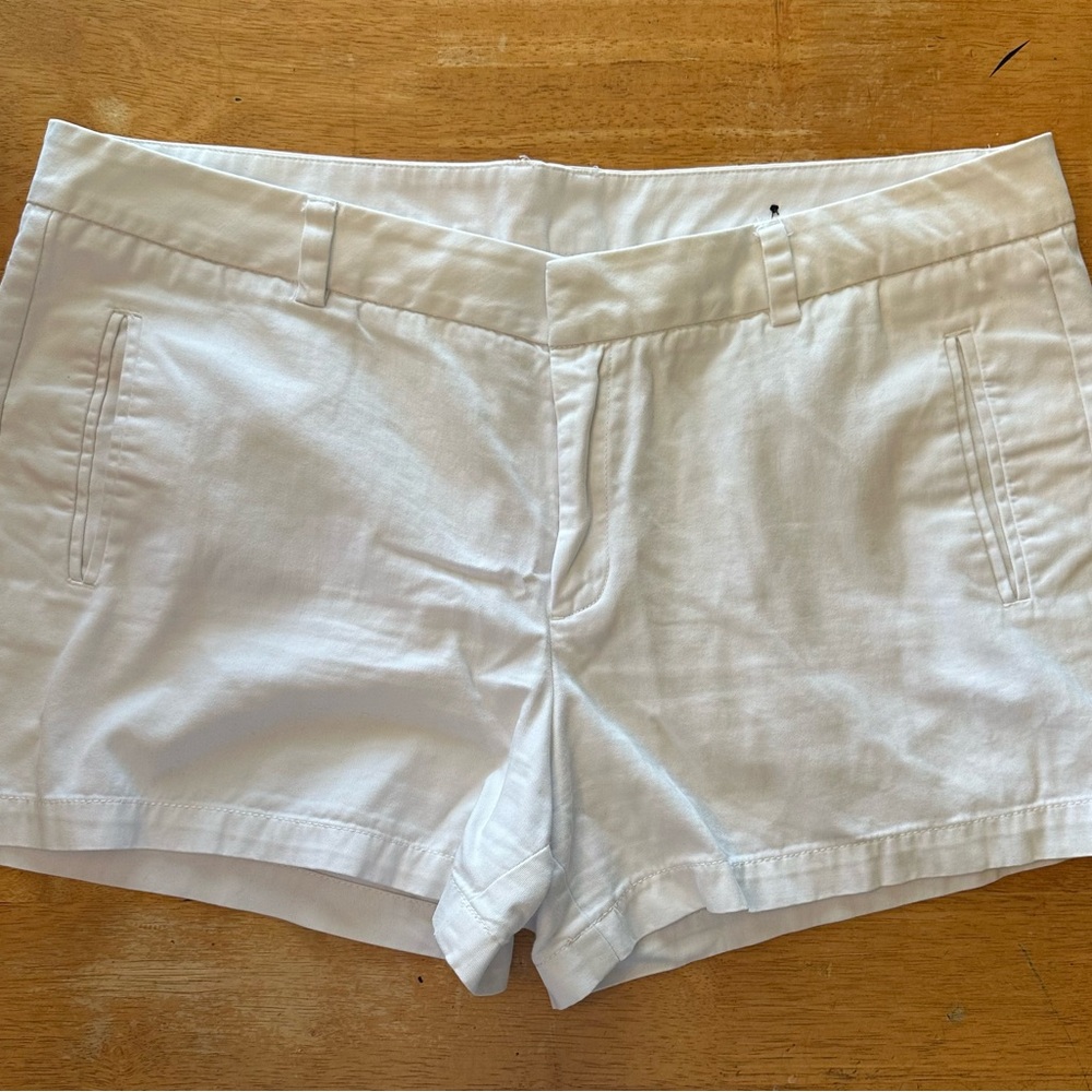 Stylus Women's White Shorts